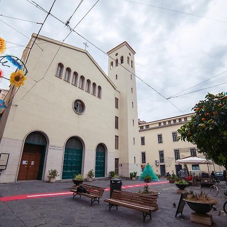 Bed and Breakfast Glam House Salerno Esterno foto