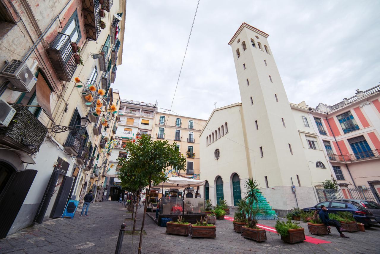 Bed and Breakfast Glam House Salerno Esterno foto